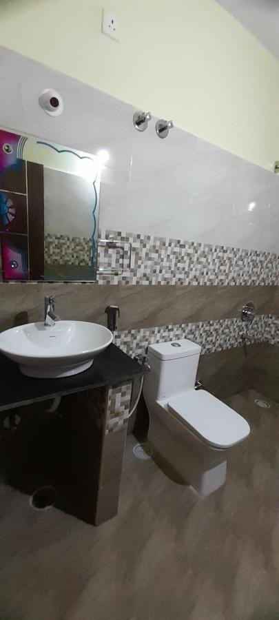 Redkey Inn Airport بنغالور المظهر الخارجي الصورة