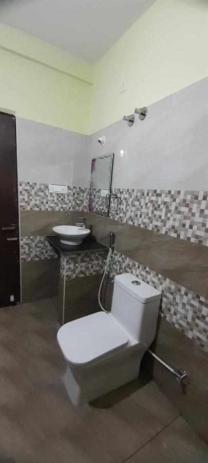 Redkey Inn Airport بنغالور المظهر الخارجي الصورة